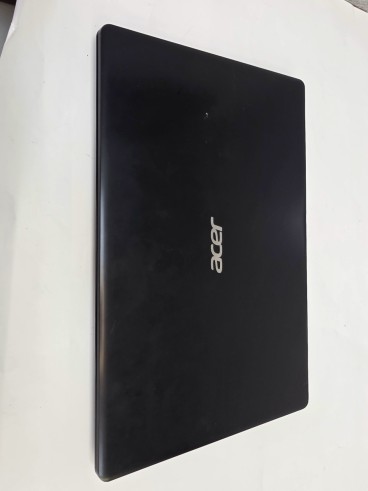 1-1-272022-2-Ordenador Portátil Acer I3814U 2.10Ghz 8 256Gb