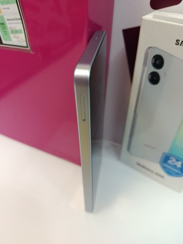 9-9-80343-4-Smartphone Samsung A06 4 64gb (sin Uso)