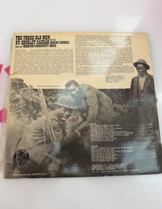1-1-279466-1-Vinilo THE THREE OLD MEND AND EV. SHIRLEY CAESAR  2