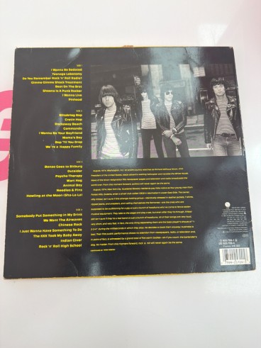 1-1-279461-2-Vinilo Ramones - Mania (Doble LP) Edición Original 