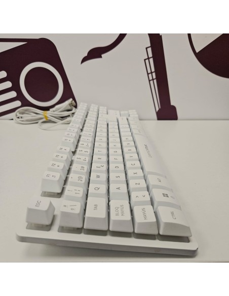 8-8-81224-3-Teclado alfanumérico GamingXTrust 24739