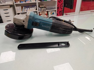 6-6-170472-1-Radial MAKITA GA4530R
