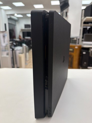 1-1-257899-2-Consola PS4 1T Negra Slim Juego crash