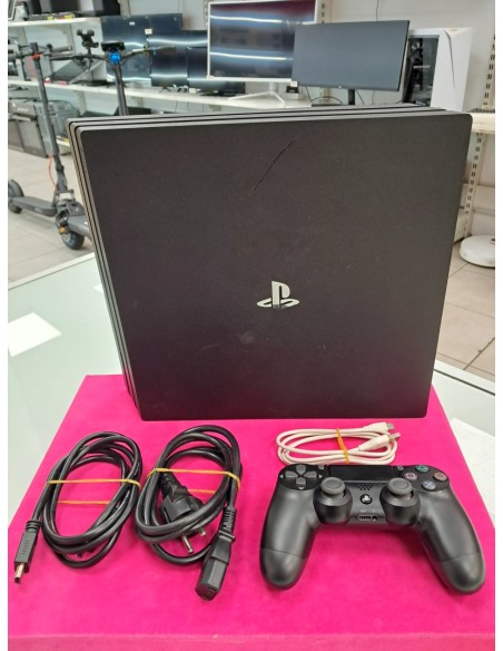 6-6-172173-1-Consola PS4 Pro 1Tb 