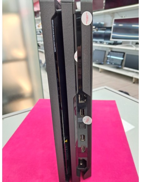 6-6-172173-2-Consola PS4 Pro 1Tb 