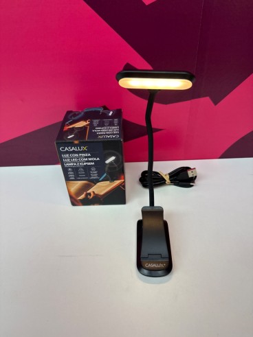 8-8-81544-2-Hogar Y Complementos CASALUX Luz De Lectura Con Pinza (Sin Uso)