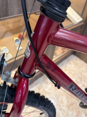 1-1-279736-4-Bicicleta Montana Raleigh Avalancha Roja M