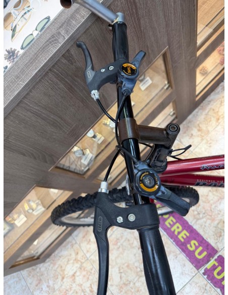 1-1-279736-6-Bicicleta Montana Raleigh Avalancha Roja M