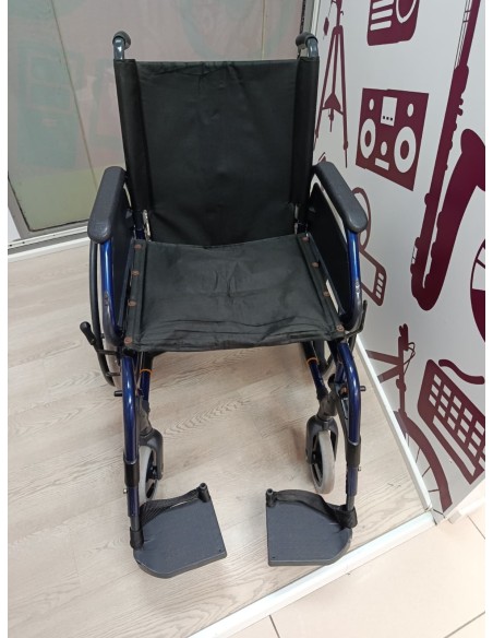 9-9-80445-2-Silla De Ruedas Breezy 250