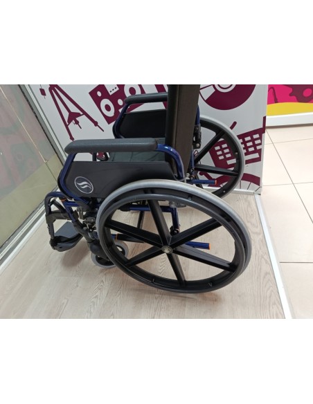9-9-80445-5-Silla De Ruedas Breezy 250