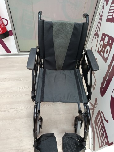 9-9-79102-4-Silla De Ruedas Breezy Style 
