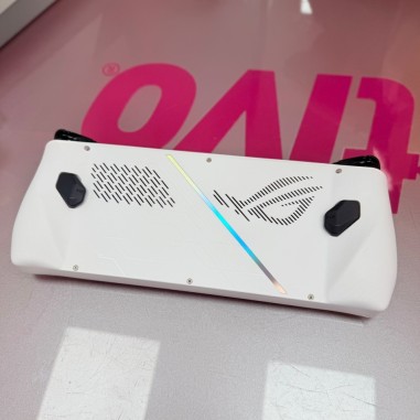 7-7-91374-6-Consola Rog Ally RC71L