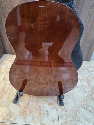 1-1-279803-3-Guitarra Clasica Yamaha C40 Soporte