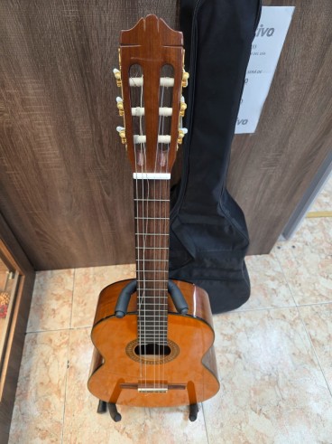 1-1-279803-5-Guitarra Clasica Yamaha C40 Soporte