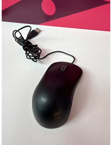 8-8-81632-2-Ratón amazon basics