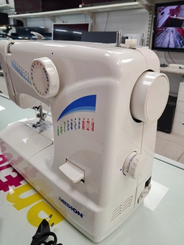 6-6-172326-3-Maquina Coser Medion MD10964