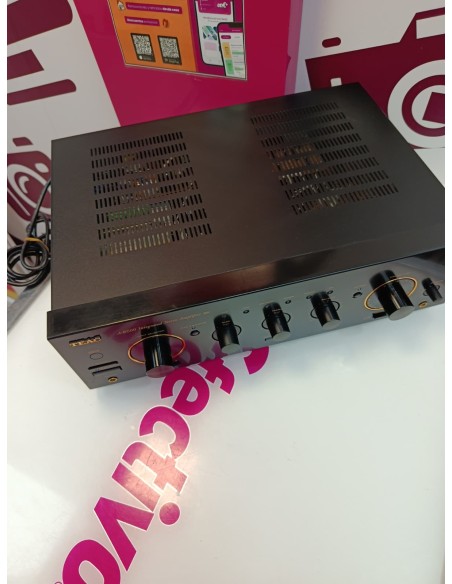 9-9-80375-8-Amplificador teac a-r600 