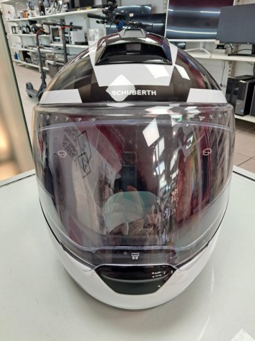 6-6-172322-1-Casco Convertible Schuberth