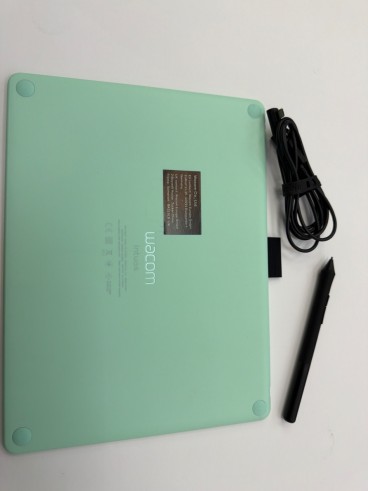 1-1-279857-2-Tablet Wacom Intuos Bluetooth Tamaño S Pistacho 