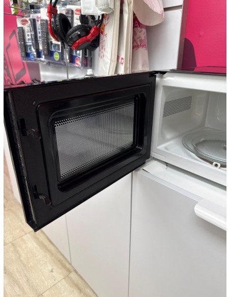 8-8-81669-6-Microondas Taurus Mw751mb 700w