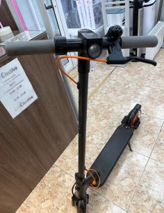 1-1-277617-1-Patinete Electrico Xiaomi 4 2