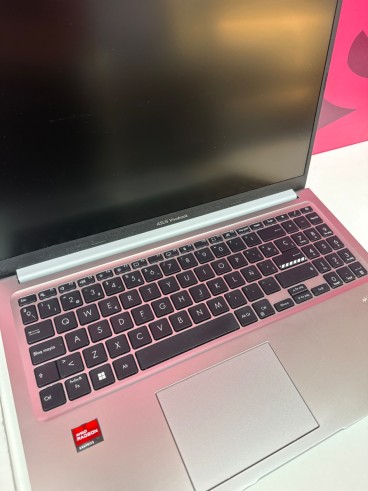 8-8-81688-4-Ordenador Portátil Asus Vivobook Amd Ryzen 7 7730 Radeon Graphics 16gb De Ram 512gb Ssd Windows 11