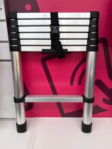 8-8-81754-1-Escalera 150KG Max