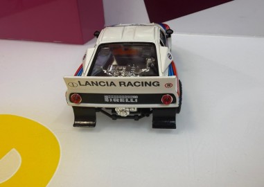 9-9-80504-5-Bebé y juguetes Scalextric Lancia Rally 037