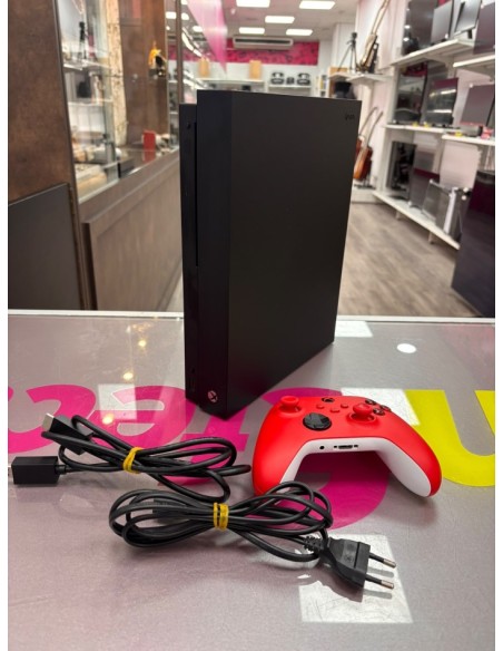 7-7-91548-1-Consola Xbox One X