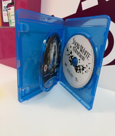 9-9-80581-3-Película Bluray blanca nieves y la leyenda del cazador 