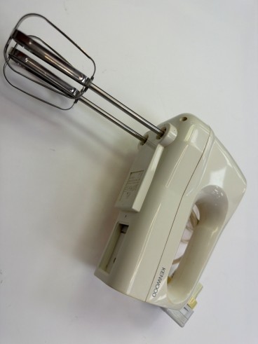 1-1-280020-1-Amasadora Kenwood 120W