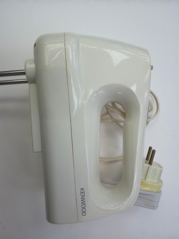 1-1-280020-2-Amasadora Kenwood 120W