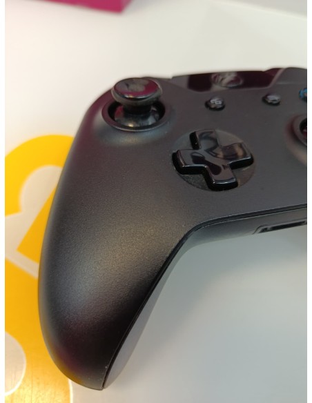 9-9-80555-9-Mando Xbox One 1537