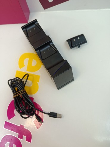 9-9-80562-1-Accesorio Xbox Cargador Xbox One Ycc-xb0663