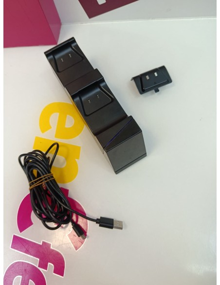 9-9-80562-1-Accesorio Xbox Cargador Xbox One Ycc-xb0663