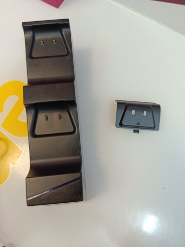 9-9-80562-4-Accesorio Xbox Cargador Xbox One Ycc-xb0663