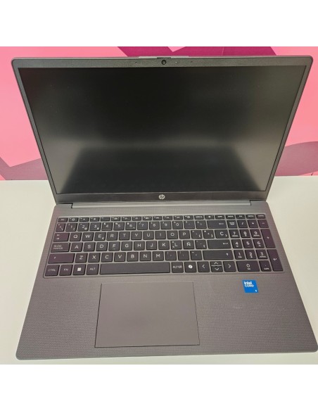 8-8-78999-2-Ordenador portátil HP 250R G10 Notebook 16 512gb SSD Intel (R) Core (TM) 5 120U Windows 11 Intel (