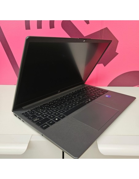 8-8-78999-4-Ordenador portátil HP 250R G10 Notebook 16 512gb SSD Intel (R) Core (TM) 5 120U Windows 11 Intel (