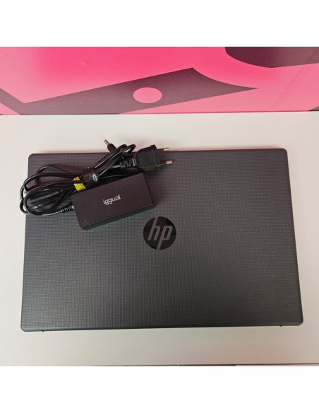 8-8-78999-10-Ordenador portátil HP 250R G10 Notebook 16 512gb SSD Intel (R) Core (TM) 5 120U Windows 11 Intel 