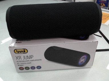 6-6-172262-1-Altavoz Trevi XR8A2501 Negro