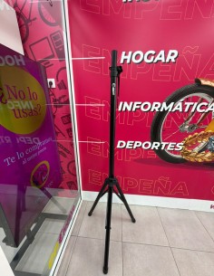 6-6-172379-1-Soporte Altavoces ADAM HALL