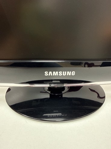 8-8-81907-4-Monitores Samsung 933HD CF19MS 19
