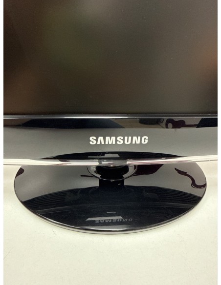8-8-81907-4-Monitores Samsung 933HD CF19MS 19