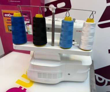 9-9-80572-9-Maquina Coser Remalladora Singer Overlock S14-78