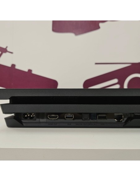 8-8-80348-5-Consola PS4 Pro 1TB
