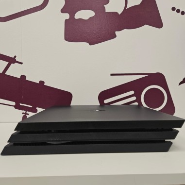 8-8-80348-6-Consola PS4 Pro 1TB
