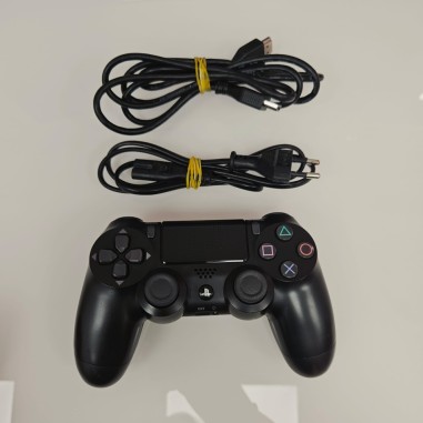 8-8-80348-8-Consola PS4 Pro 1TB