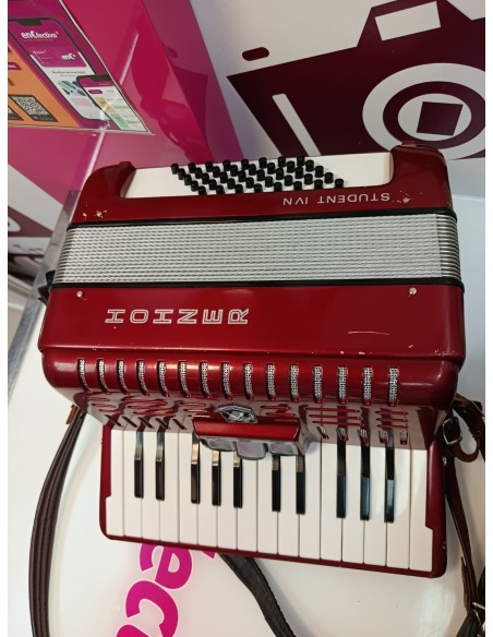 9-9-79941-1-Acordeon hohner student IV N 40 bajos 