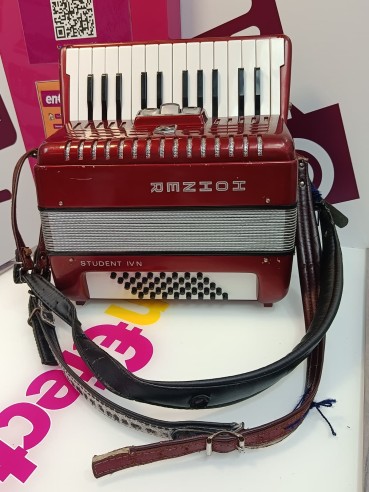 9-9-79941-4-Acordeon hohner student IV N 40 bajos 