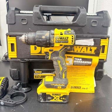 7-7-88214-1-Taladro A Bateria Dewalt DCD709